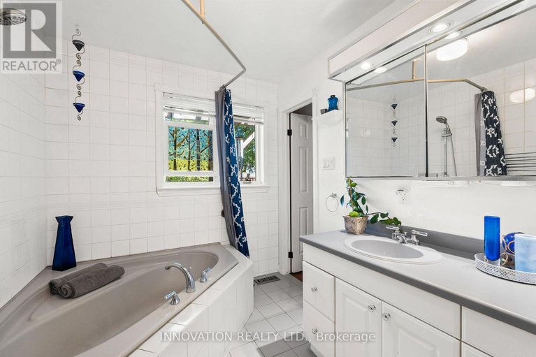 28847370/2931-ahearn-avenue/britannia/ottawa/ontario/K2B7A2_18