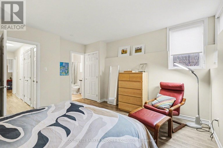 29606352/60-mayflower-private/woodroffe/ottawa/ontario/K2B0A2_22