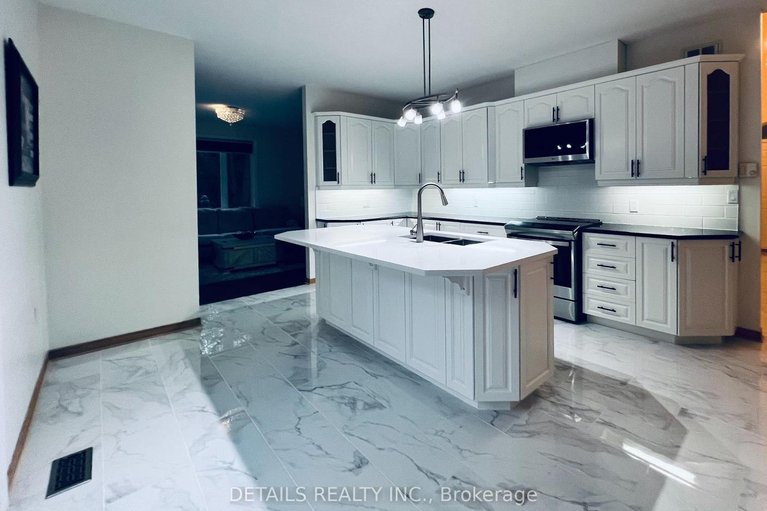 29535479/461-john-aselford-drive/huntley-ward-north-east/ottawa/ontario/K2W1A8_13