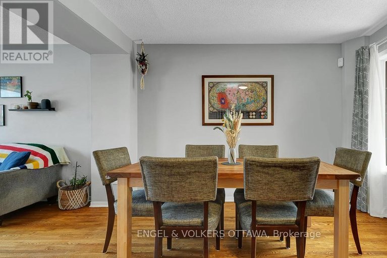 29642313/19-mullcraft-crescent/longfields/ottawa/ontario/K2J4P8_11