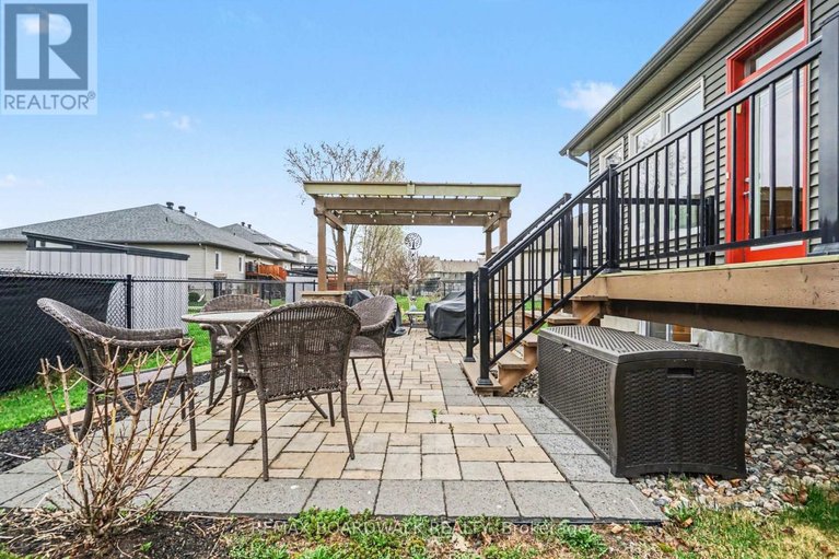 29686453/164-boxcar-crescent/village-of-russell/russell/ontario/K4R0C4_41