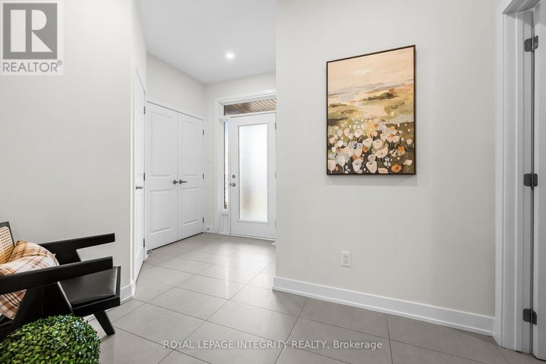 29609926/744-cope-drive/stittsville-south/ottawa/ontario/K2S2P8_4