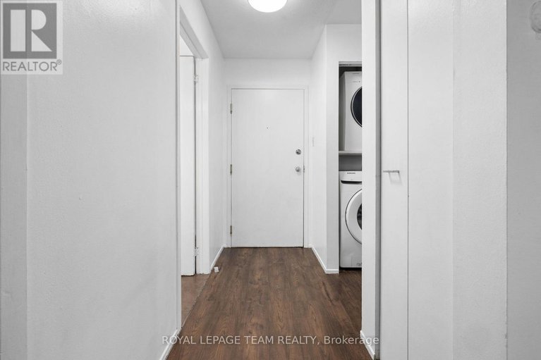 29098666/314-214-viewmount-drive/borden-farmstewart-farmcarleton-heightsparkwood-hills/ottawa/ontario/K2E7X3_3