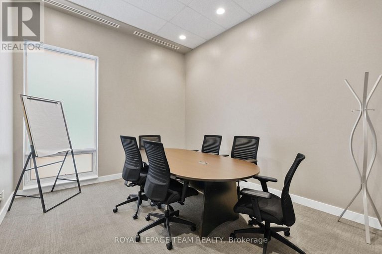 28416737/604-428-sparks-street/ottawa-centre/ottawa/ontario/K1R0B3_32