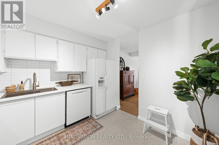 29357577/30-458-sandhamn-private/hunt-club-parkgreenboro/ottawa/ontario/K1T2Z3_18