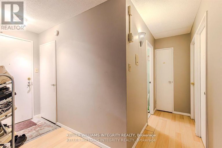 28490447/803-1380-prince-of-wales-drive/carleton-square/ottawa/ontario/K2C3N5_5