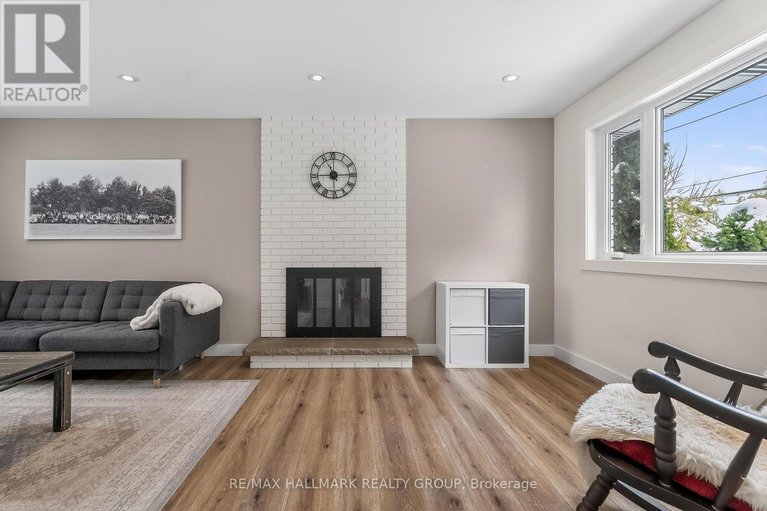 29455342/27-king-street/richmond/ottawa/ontario/K0A2Z0_8