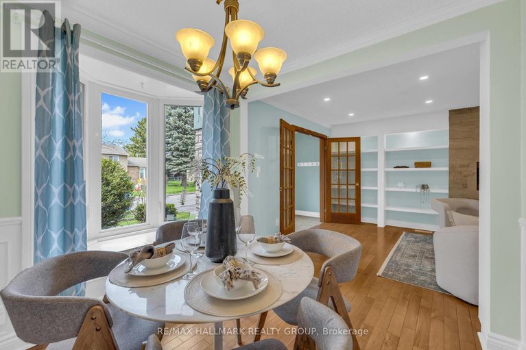 28280542/8-scharf-lane/glencairnhazeldean/ottawa/ontario/K2L2K2_9