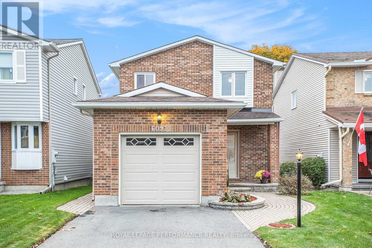 29023034/6097-forestglen-crescent/chapel-hill/ottawa/ontario/K1C5N9_1