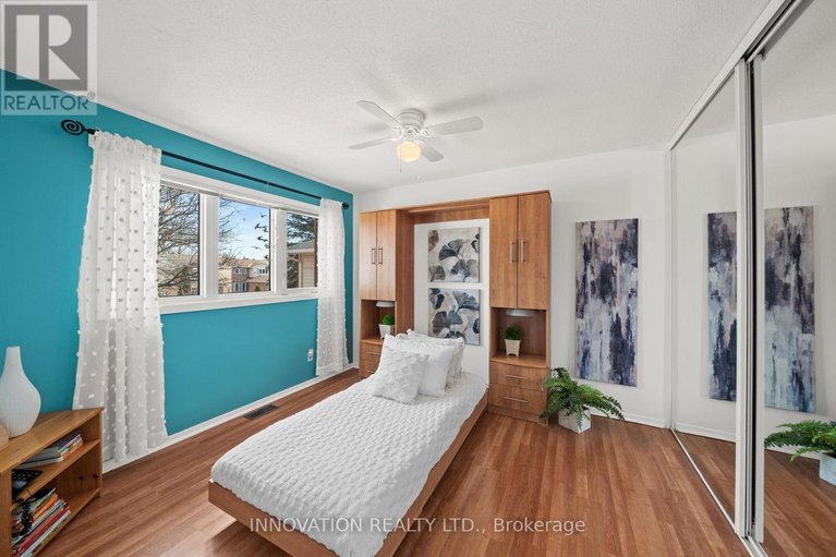 29591600/2056-wildflower-drive/queenswood-heights-south/ottawa/ontario/K1E3R3_25