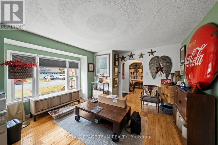 29656650/26-starwood-road/meadowlandsst-claire-gardens/ottawa/ontario/K2G1Y8_16