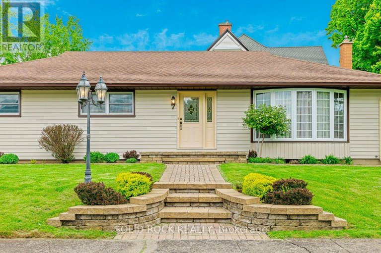 28357814/7-brouse-drive/iroquois/south-dundas/ontario/K0E1K0_10