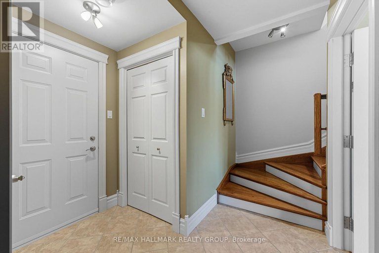 28953409/3285-front-road-s/east-hawkesbury-twp/east-hawkesbury/ontario/K6A2R2_40