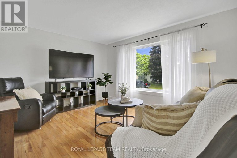 28527539/18-dowdall-crescent/fringewood/ottawa/ontario/K2S1T9_6