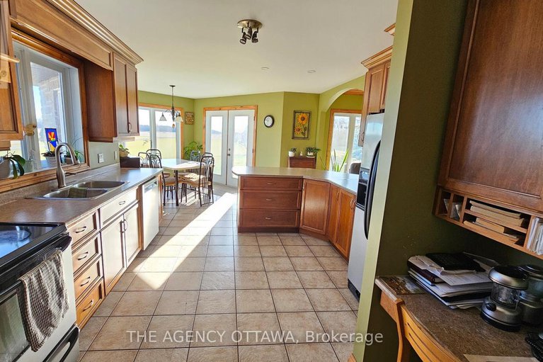 28633041/13243-thompson-road/north-dundas-winchester-twp/north-dundas/ontario/K0C2K0_16
