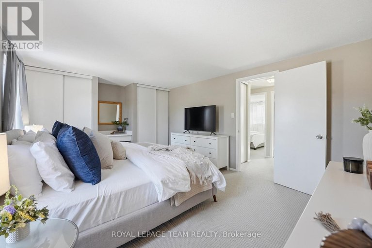 29452274/67-castlefrank-road/glencairnhazeldean/ottawa/ontario/K2L2E6_32