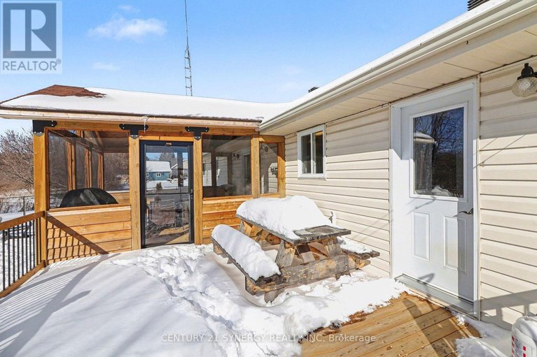 29365136/2290-valley-street/moose-creek/north-stormont/ontario/K0C1W0_36