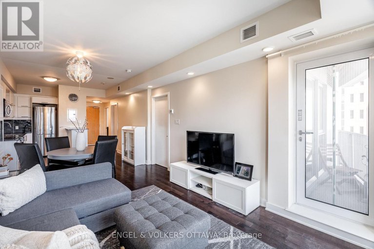 28860851/707-40-nepean-street/ottawa-centre/ottawa/ontario/K2P0X5_11