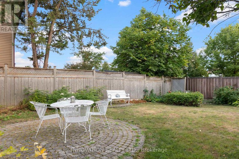 28752698/32-framingham-crescent/cedargrovefraserdale/ottawa/ontario/K2J3J8_27