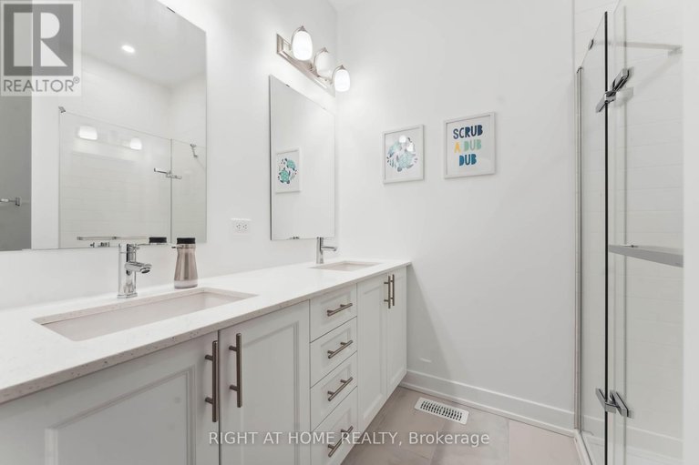 28616328/848-beckton-heights-s/stittsville-south/ottawa/ontario/K2S2X9_17