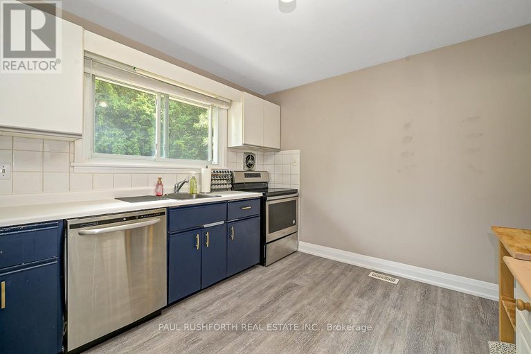 28624239/2390-sudbury-avenue/queensway-terrace-southridgeview/ottawa/ontario/K2C1L8_8