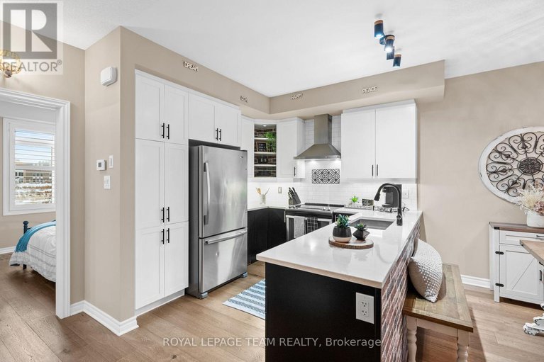 29244733/298-pembina-private/riverside-southgloucester-glen/ottawa/ontario/K4M0G7_15