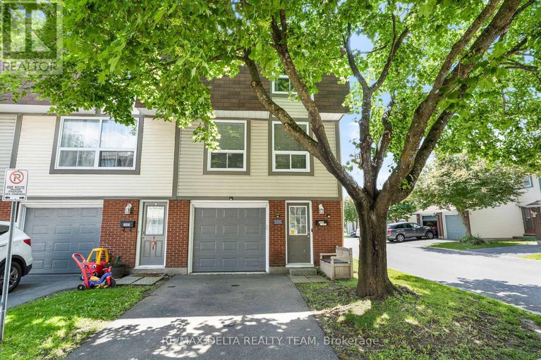 28644740/2005-greenway-park-lane/blackburn-hamlet-south/ottawa/ontario/K1B5B1_1