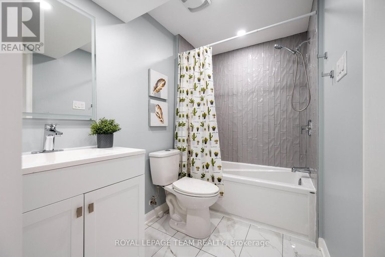 28940722/792-cappamore-drive/half-moon-bay/ottawa/ontario/K2J6V6_37