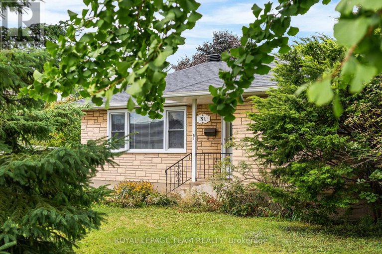 28819611/31-savuto-way-street/meadowlandscrestview/ottawa/ontario/K2G2S9_3