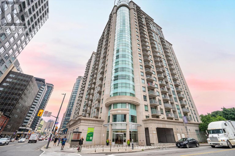 28625669/1704-200-rideau-street/sandy-hill/ottawa/ontario/K1N5Y1_1