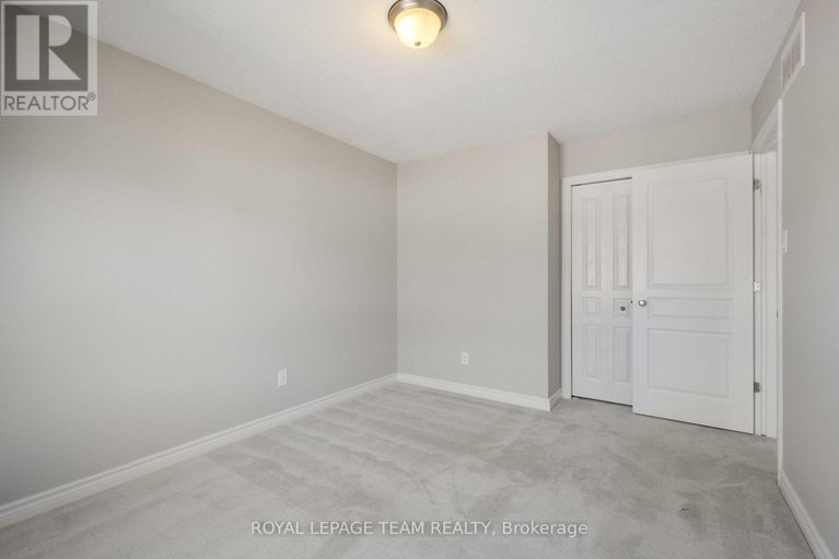 28884791/273-shinleaf-crescent/mer-bleuebradley-estatesanderson-park/ottawa/ontario/K1W0J2_41