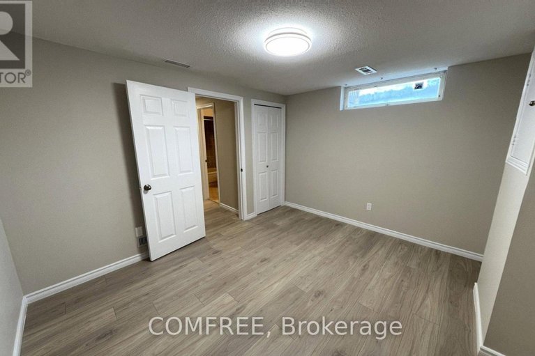 29581815/1320-notting-hill-avenue/ellwood/ottawa/ontario/K1V6T4_36