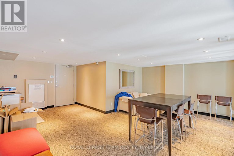28559939/804-138-somerset-street-w/ottawa-centregolden-triangle/ottawa/ontario/K2P0A3_34