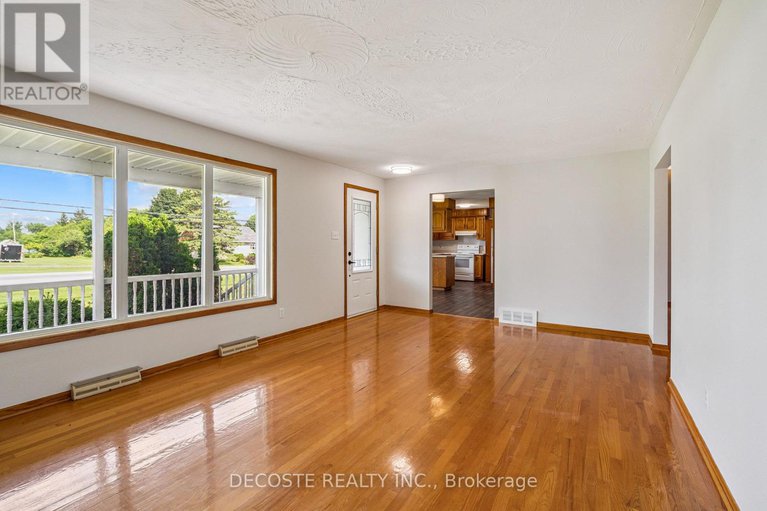 29259236/20397-park-crescent/south-glengarry-charlottenburgh-twp/south-glengarry/ontario/K0C1L0_22