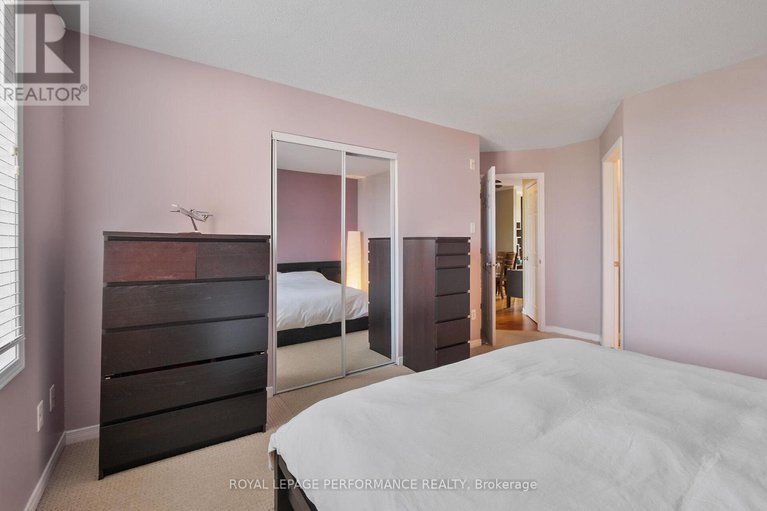 28731329/7-2086-valin-street/springridgeeast-village/ottawa/ontario/K4A0C1_17