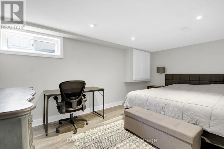28807971/10-aberfeldy-street/arbeatha-park/ottawa/ontario/K2H6H5_29