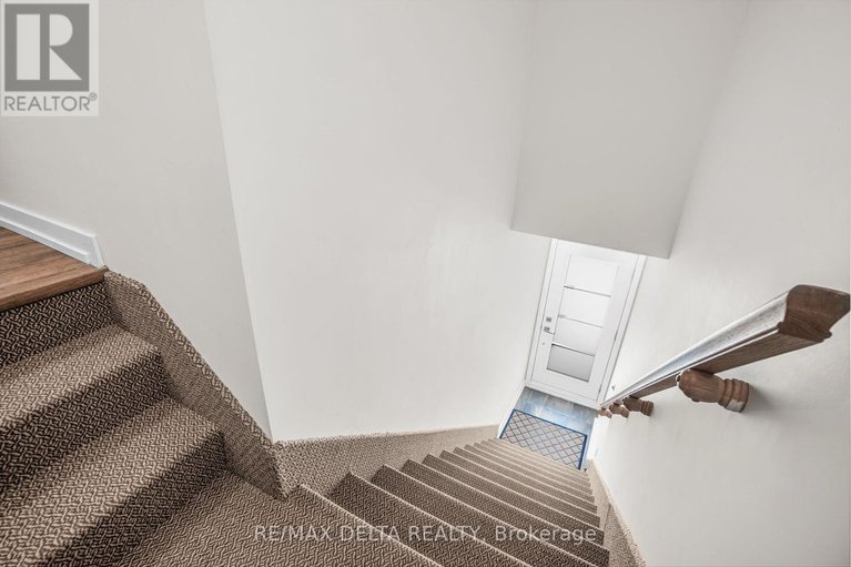 28577157/282-306-masters-lane/town-of-rockland/clarence-rockland/ontario/K4K0L3_8