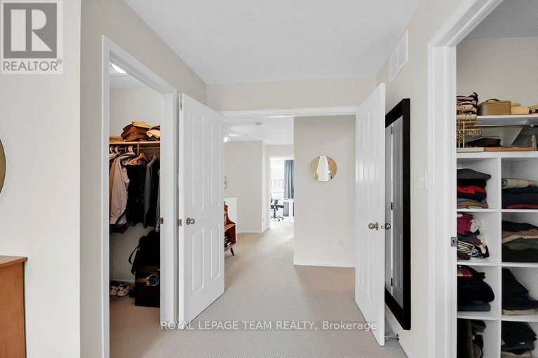 29540962/19-fieldberry-private/stonebridge/ottawa/ontario/K2J5E7_29