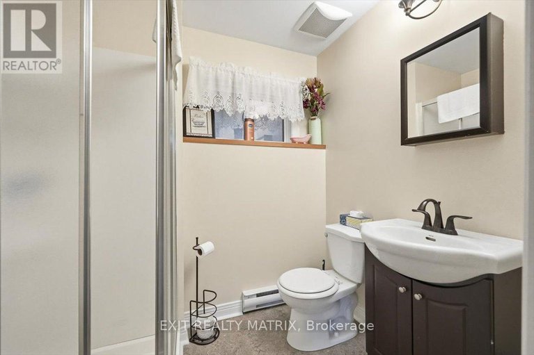 29023600/39-george-street/village-of-russell/russell/ontario/K4R1C2_25