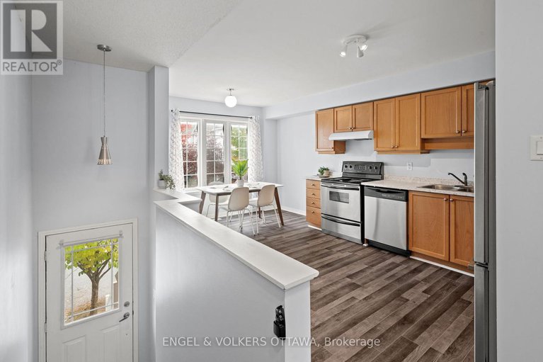 28991870/142-wharhol-private/westcliffe-estates/ottawa/ontario/K2H1G5_3