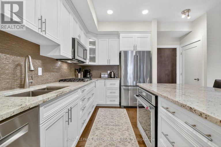 29610198/408-615-longfields-drive/longfields/ottawa/ontario/K2J6J3_9