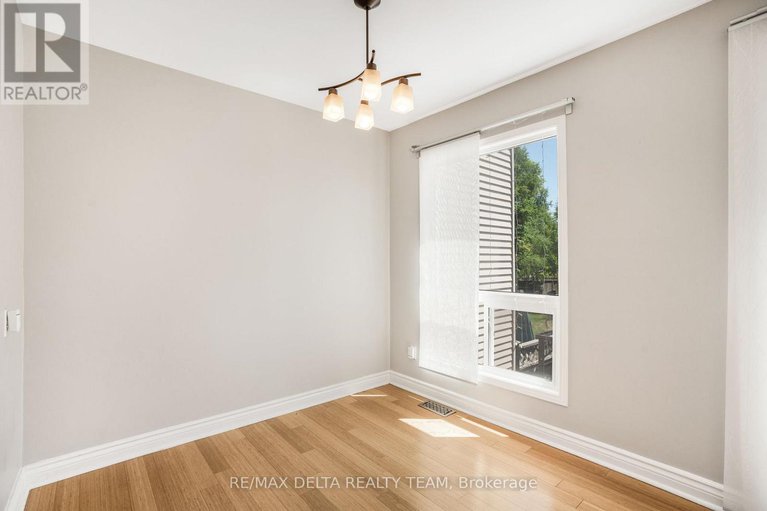 28606740/1387-beaucourt-place/fallingbrookridgemount/ottawa/ontario/K4A1W3_8