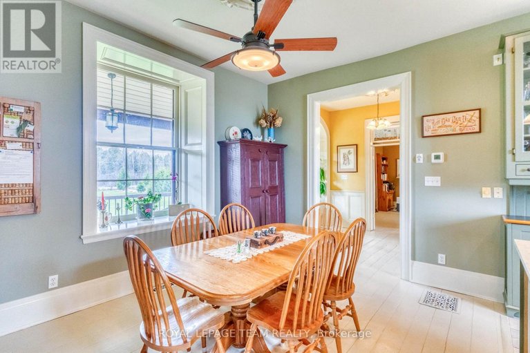 29661848/1202-ramsay-concession-8-road/mississippi-mills-ramsay-twp/mississippi-mills/ontario/K0A1A0_12