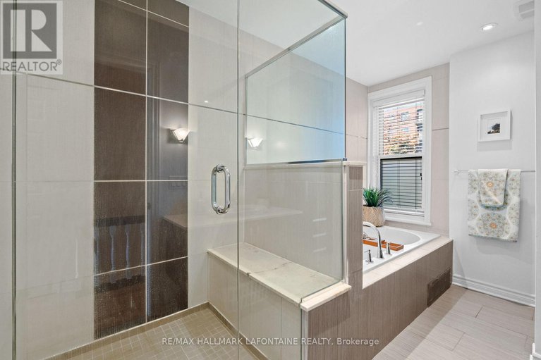 28965257/339-st-patrick-street/lower-townbyward-market/ottawa/ontario/K1N5K6_24