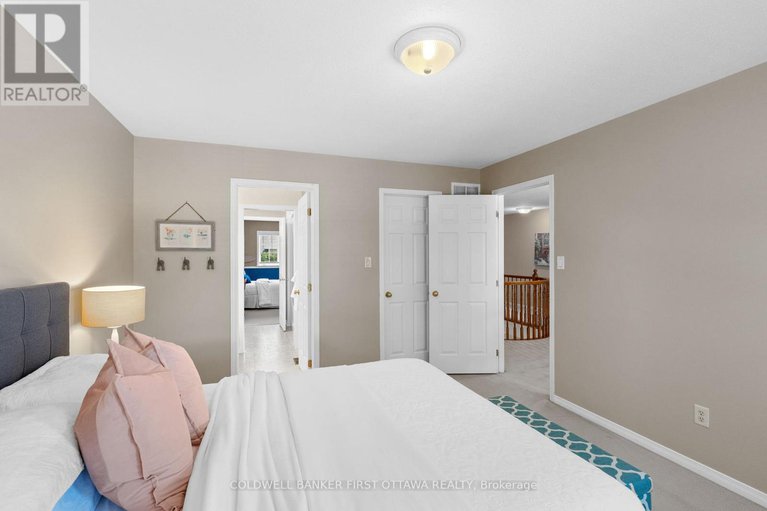 28479231/97-blackshire-circle/stonebridge/ottawa/ontario/K2J5M3_30