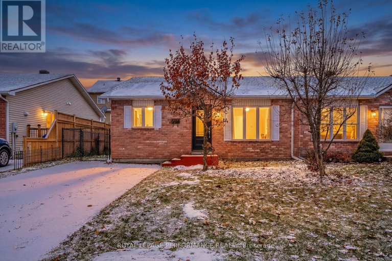 29153691/1032-lawrence-street/town-of-rockland/clarence-rockland/ontario/K4K1N1_1