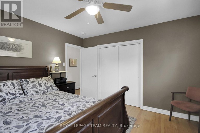 28310189/970-parkhurst-boulevard/mckellar-heightsglabar-park/ottawa/ontario/K2A3M9_17