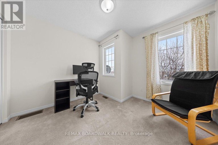 29377756/108-jade-street/town-of-rockland/clarence-rockland/ontario/K4K0C9_28