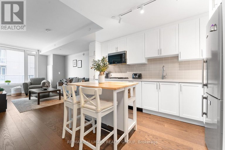 28288029/503-570-de-mazenod-avenue/ottawa-east/ottawa/ontario/K1S5X2_17