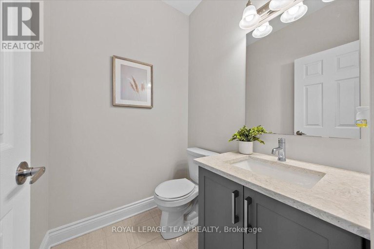 28774616/227-bert-hall-street/arnprior/arnprior/ontario/K7S0H1_8